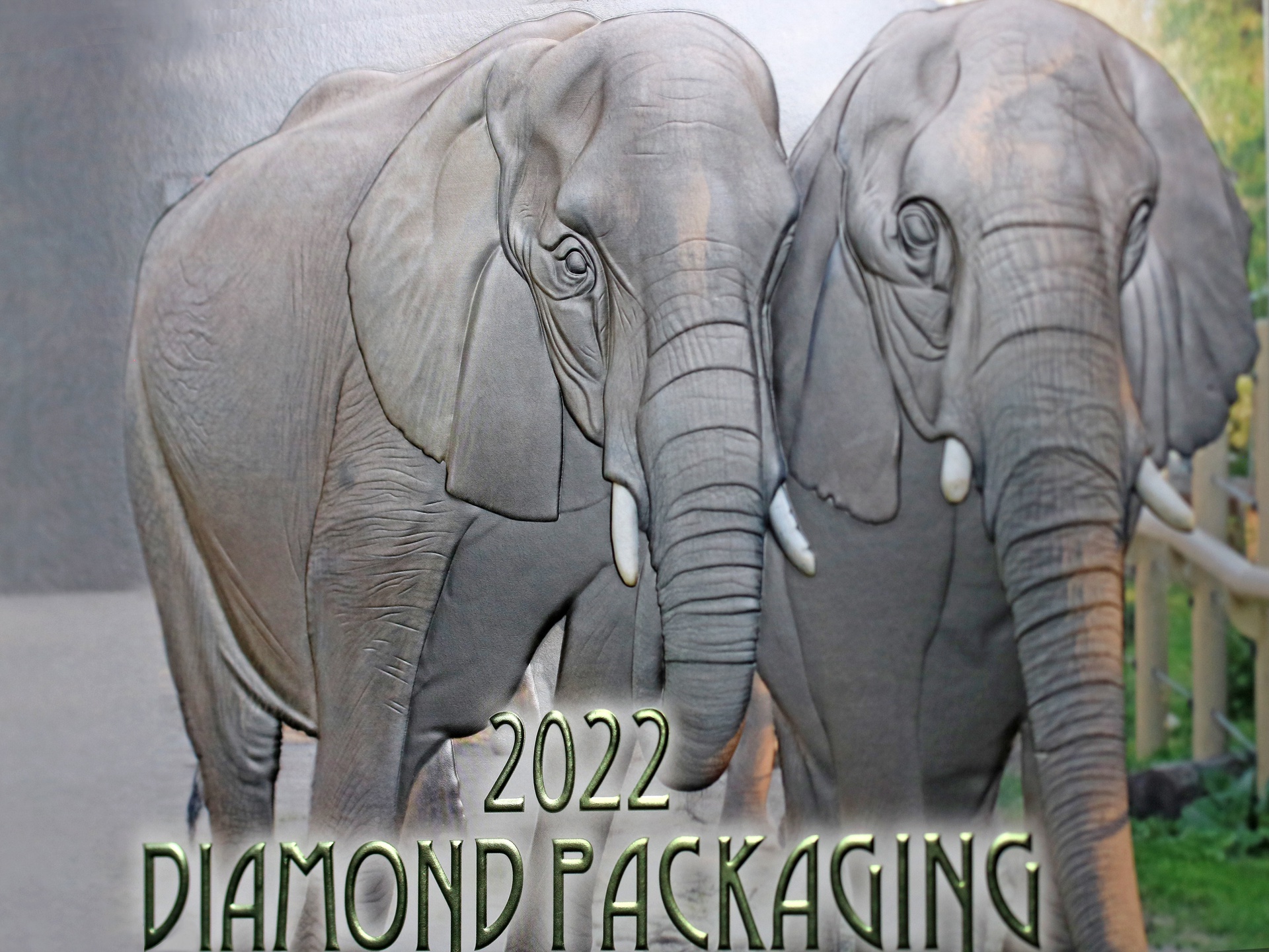 Cold foil delivers shimmering metallic effects on the 2022 and Diamond Packaging text in the bottom backer.